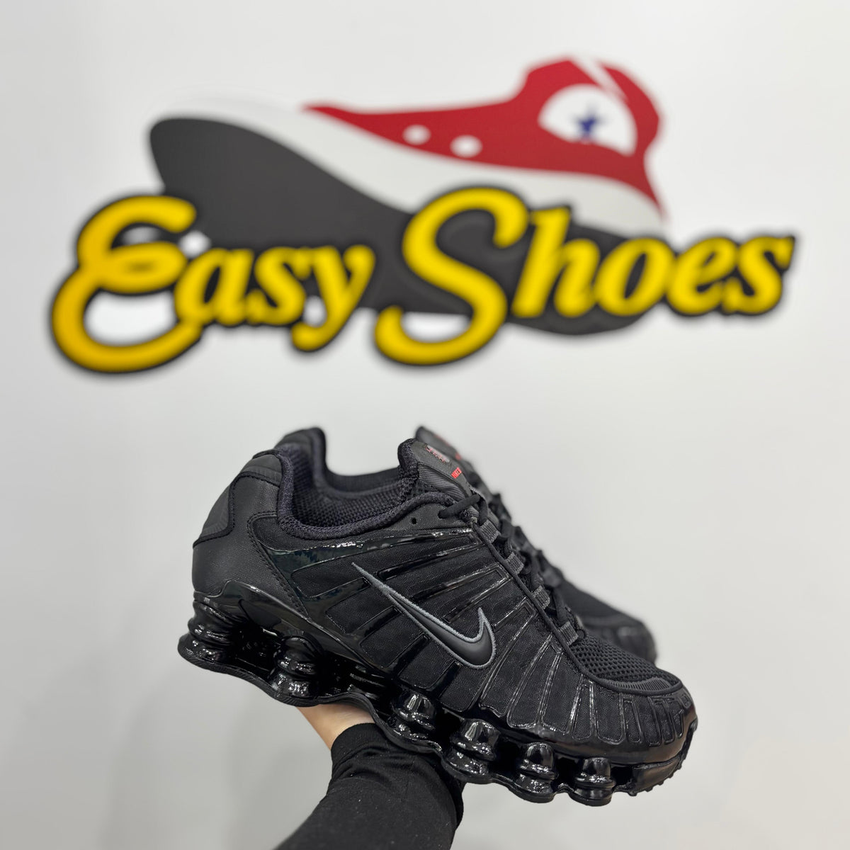SHOX NERA