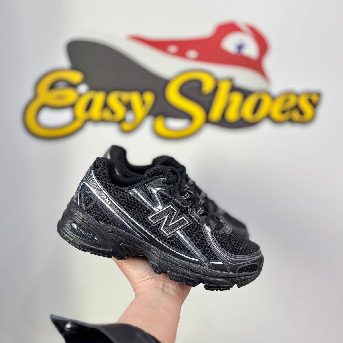 NB 740 FULL BLACK GREY
