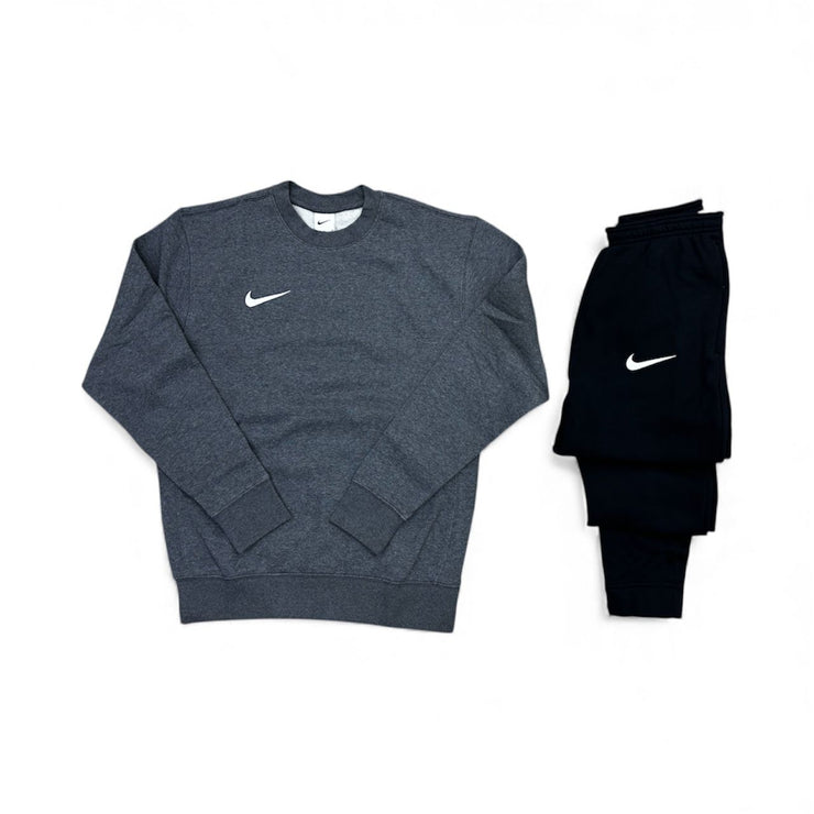 TUTA FELPATA GIROCOLLO