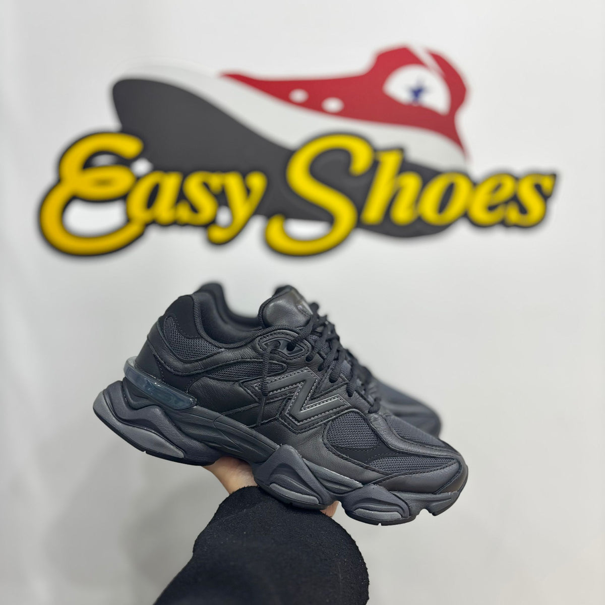 NB 9060 TOTAL BLACK