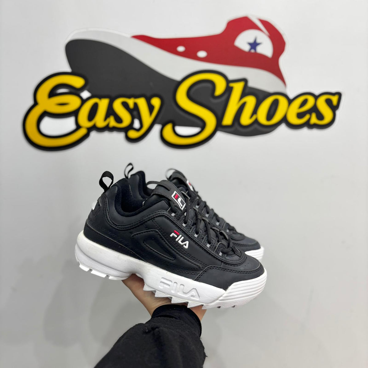 DISRUPTOR BLACK WHITE