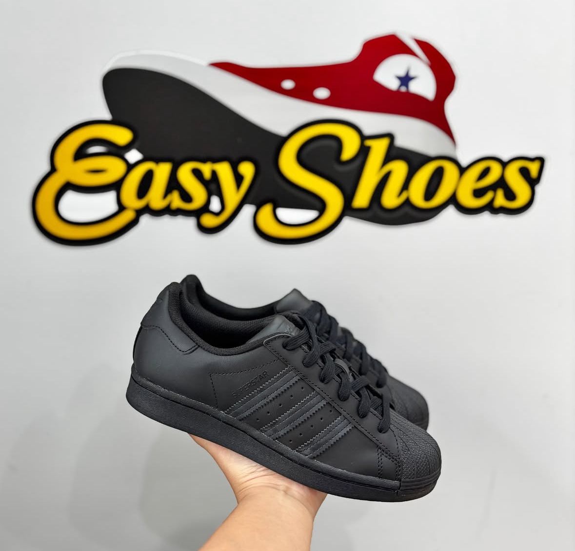 SUPERSTAR TOTAL BLACK