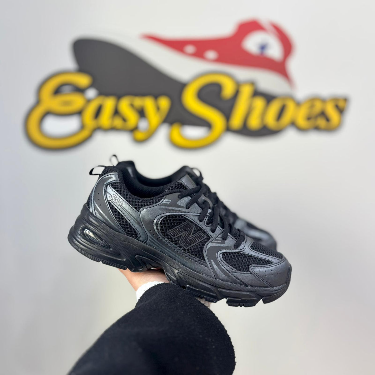 NB 530 TOTAL BLACK