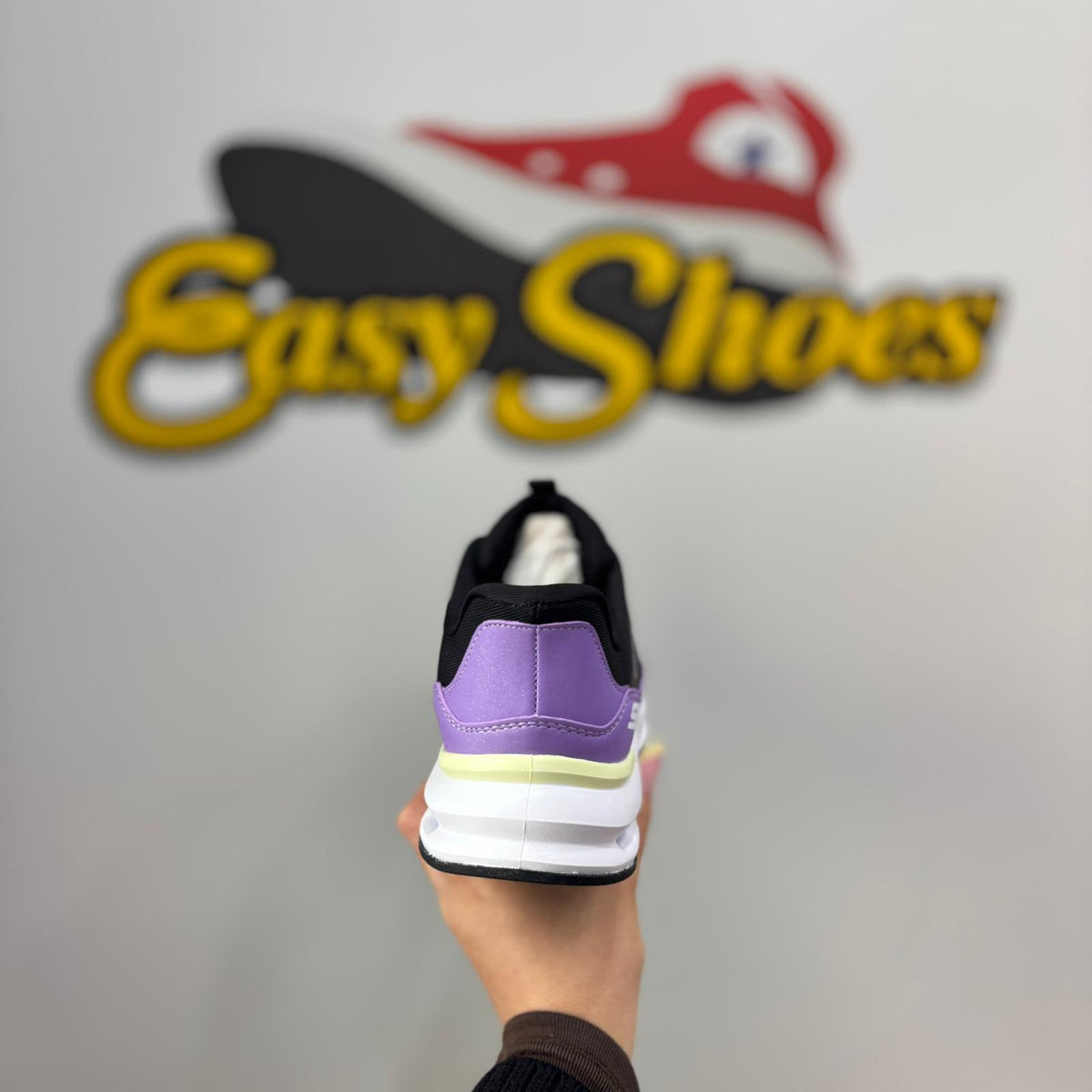 SKECHER