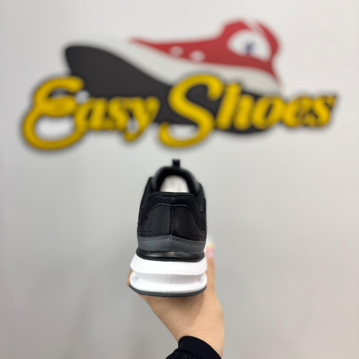 SKECHER