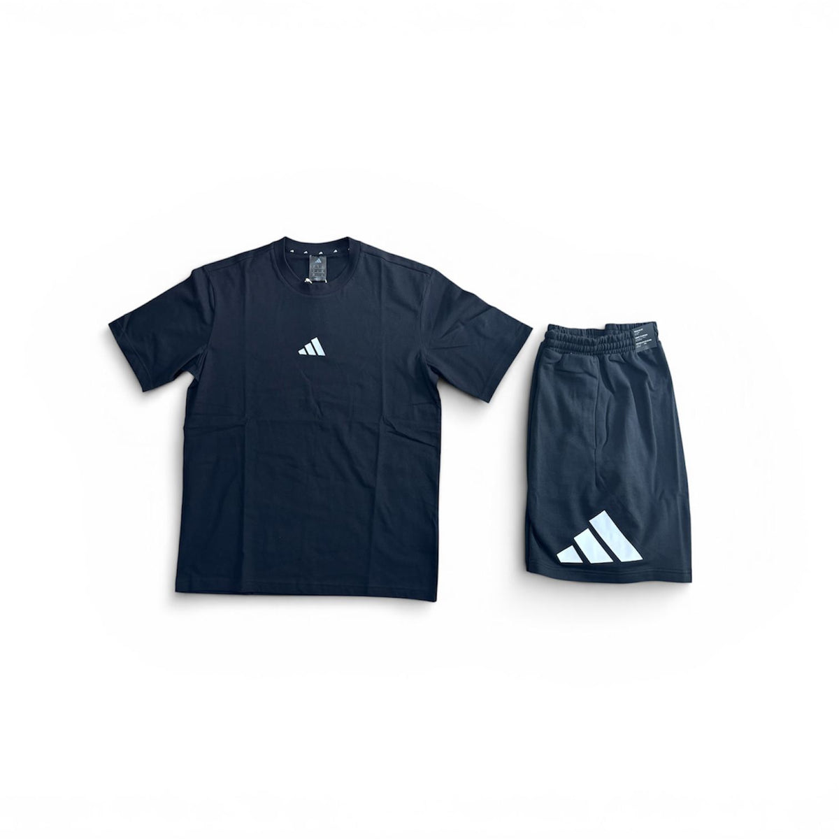 T-SHIRT+SHORT