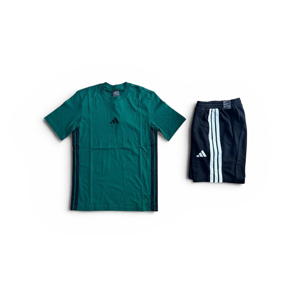 T-SHIRT+SHORT VERDE