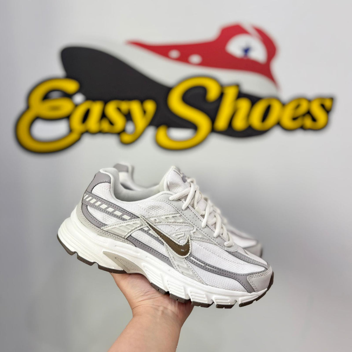 INITIATOR BEIGE