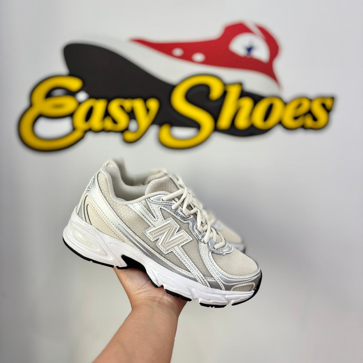 NB 740 WHITE BEIGE