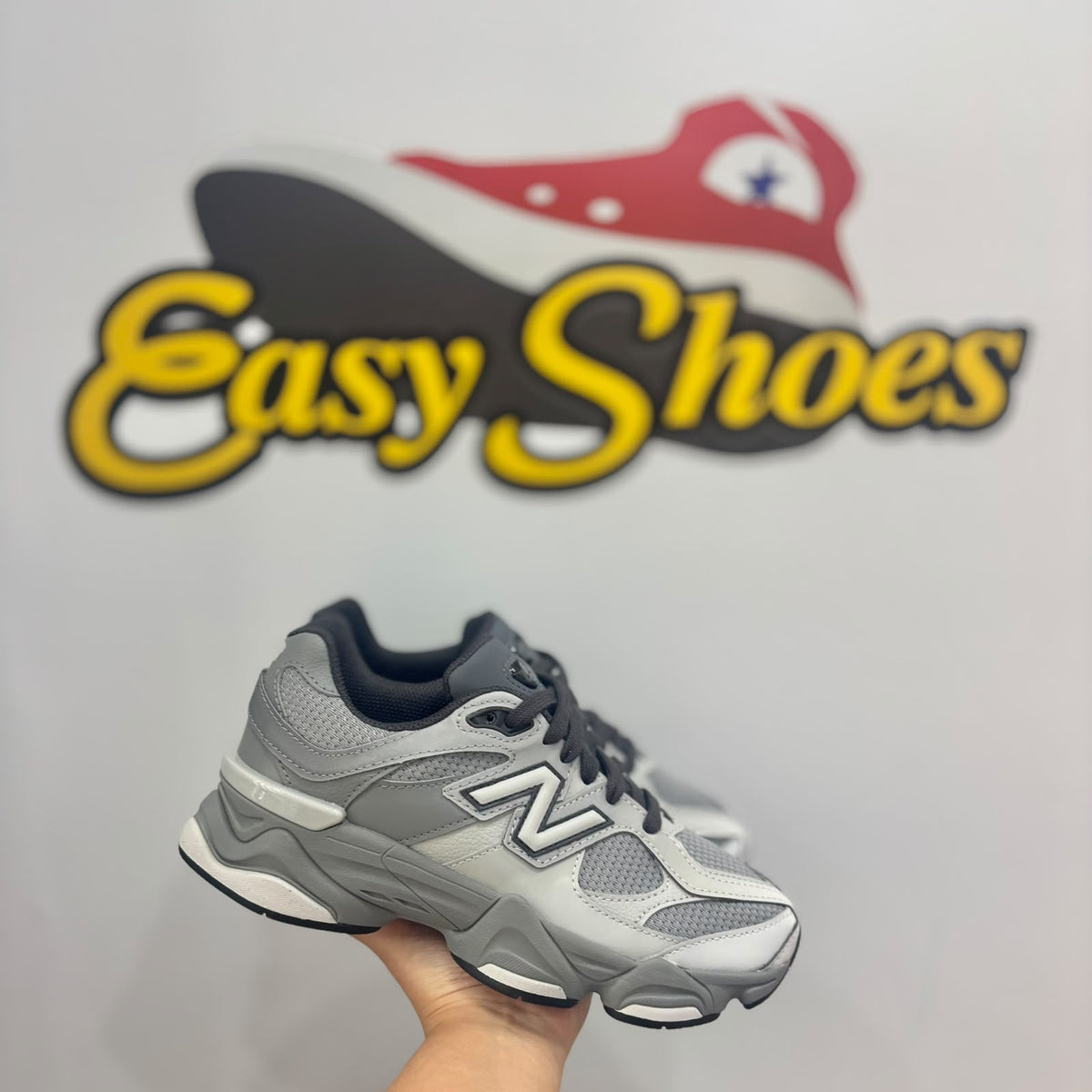 NB 9060 SMOKE GREY