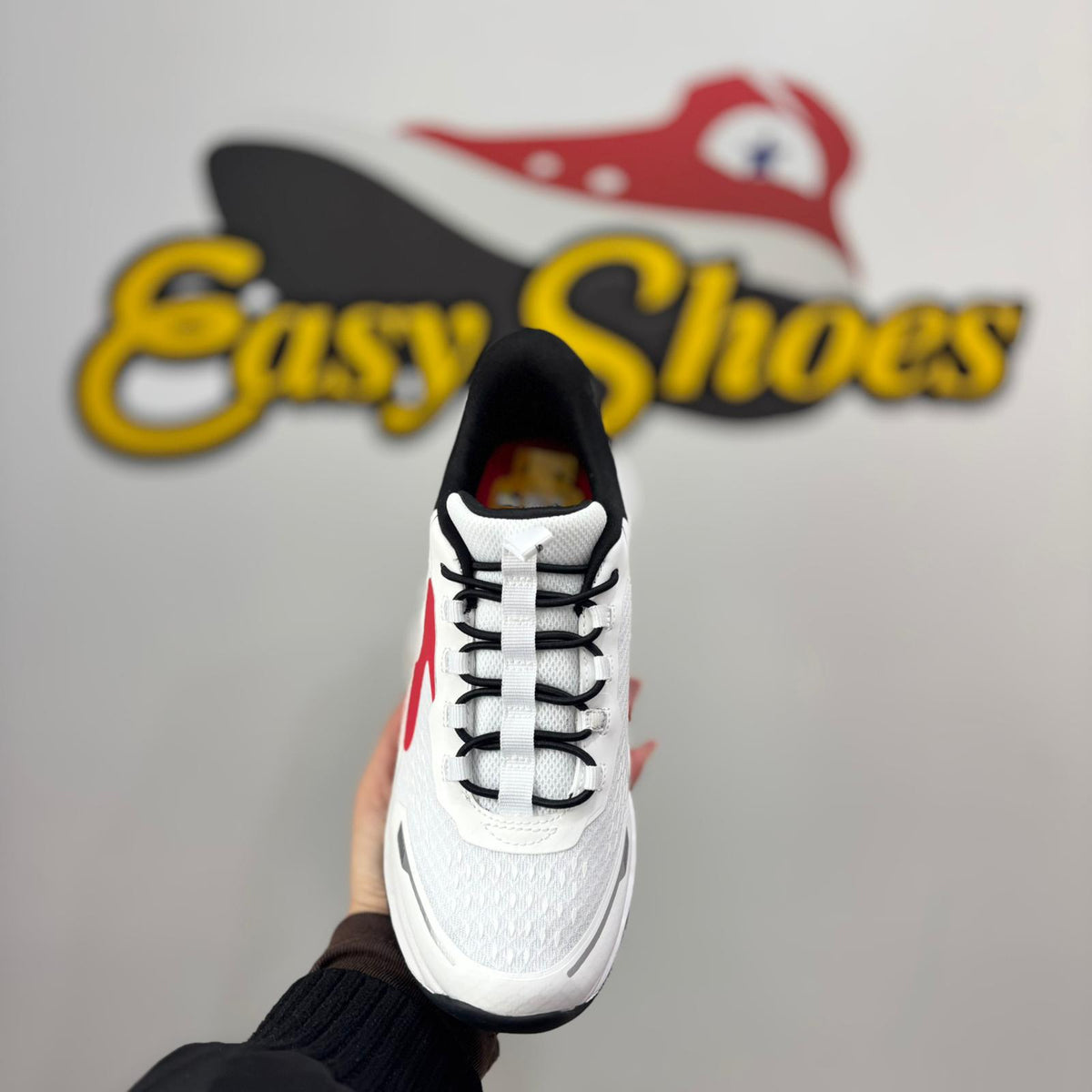 SKECHER
